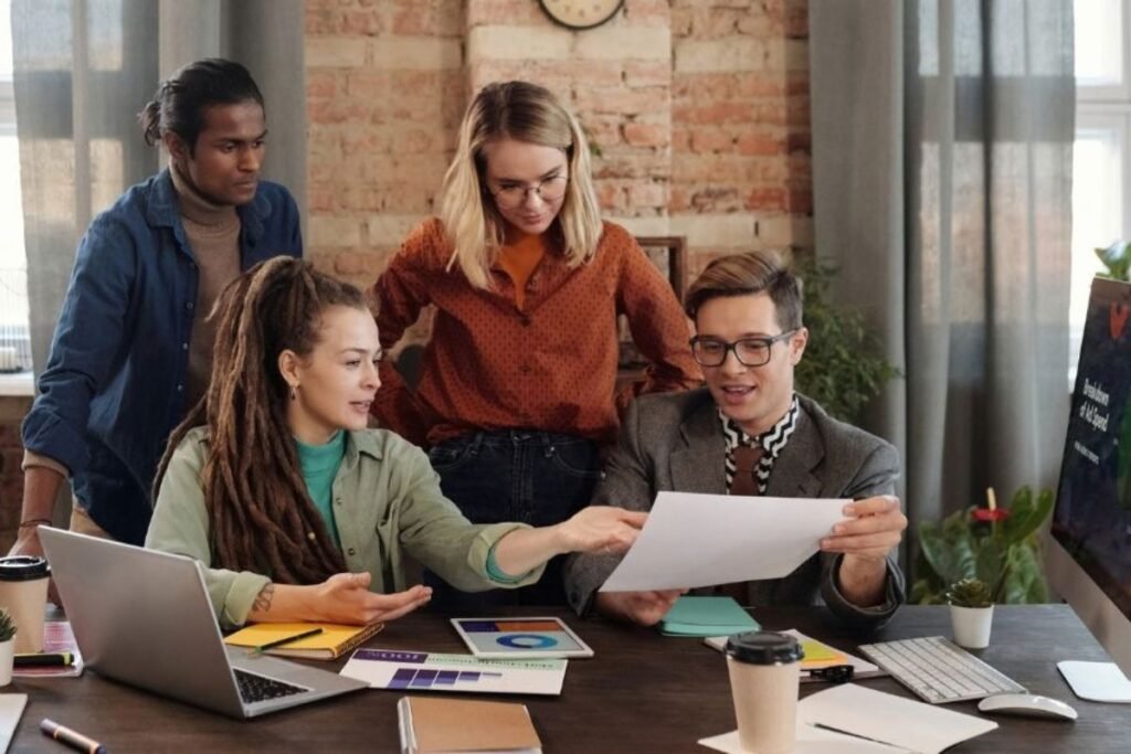 About SEOStreamline — team collaboration on safe manual blogger outreach and transparent SEO strategies